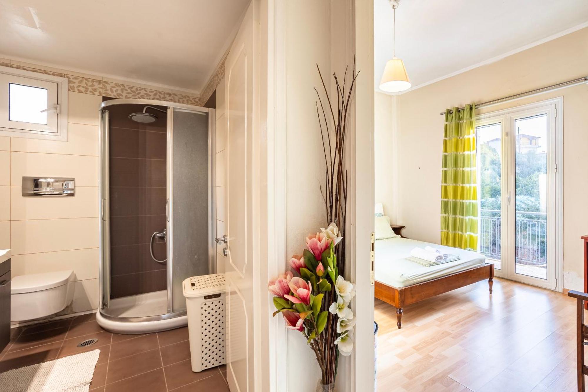 Kalamata'S Sunny Retreat Near The Historic Center Экстерьер фото