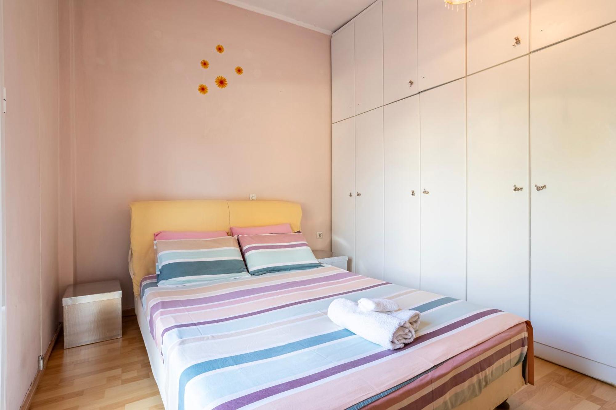 Kalamata'S Sunny Retreat Near The Historic Center Экстерьер фото